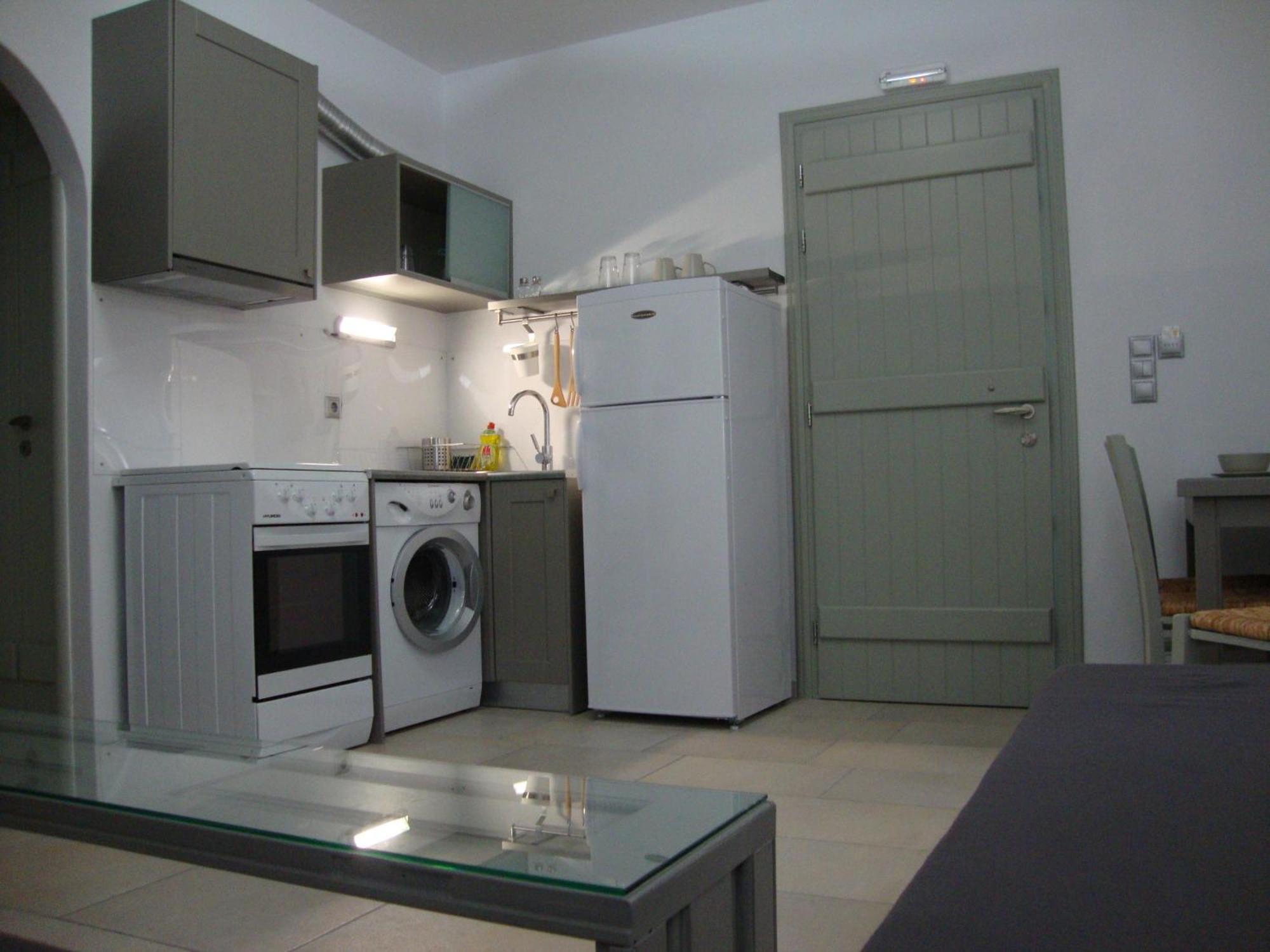 Anima Apartments Folégandros Екстериор снимка